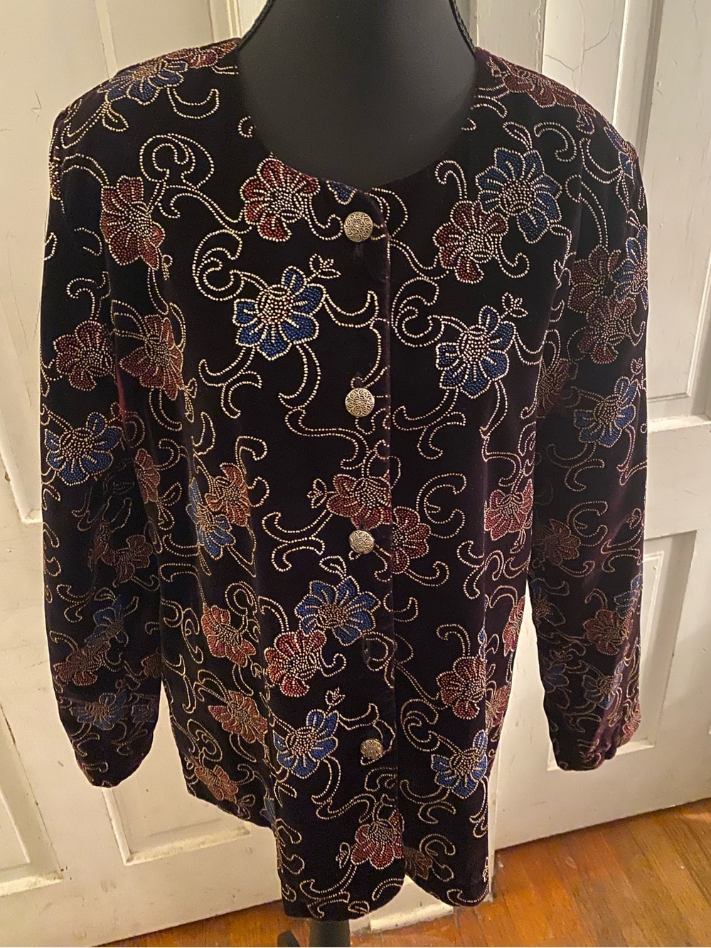 Dress Barn Black Velvet Floral Embroidered Blazer